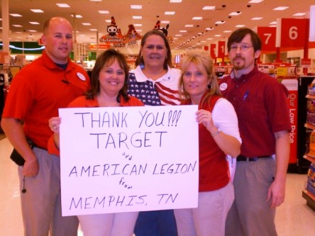 target-store-t1844-exec-team-leaders-david-diana-kara-and-william-with-me-1 target-store-t1844-exec-team-leaders-david-diana-kara-and-william-with-me-1