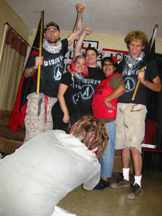 40215_437320243472_720738472_5127380_8139174_n