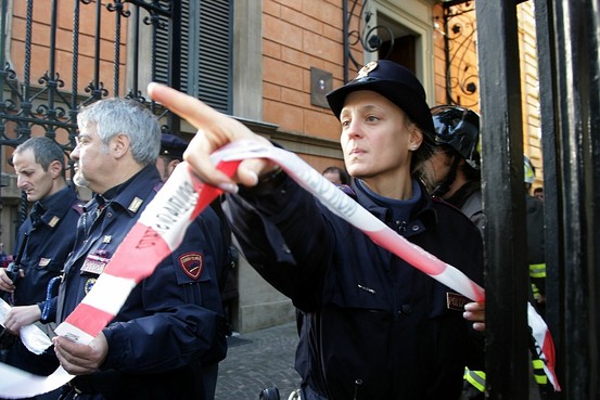 Italian police fingers