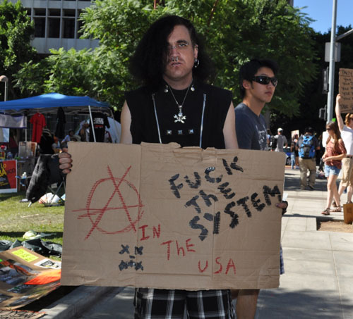 Unemployable fucktard