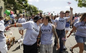 San Diego Gay pride 2012 servicemembers2