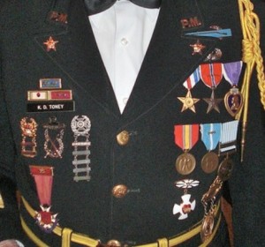 Kirjath Toney close up