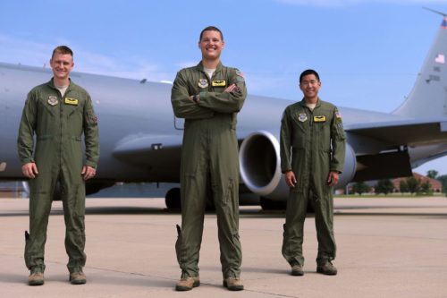 KC135 crew