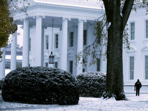 white house snow