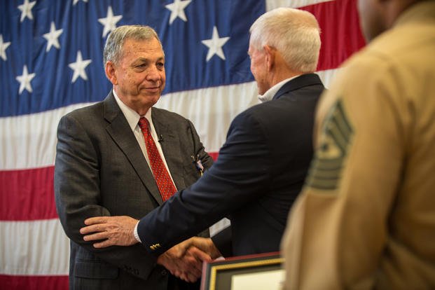 Vietnam Veteran Who Ordered His Marines to Fix Bayonets Receives Silver Star 