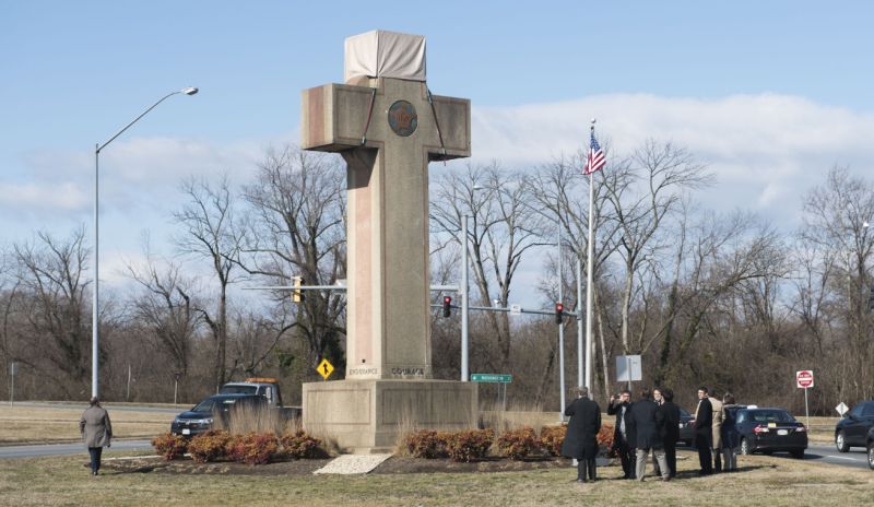 vets cross