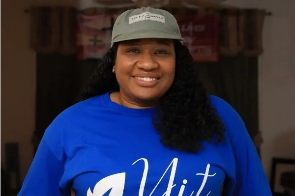 Fed Prosecutors: Woman Defrauded Military Charities